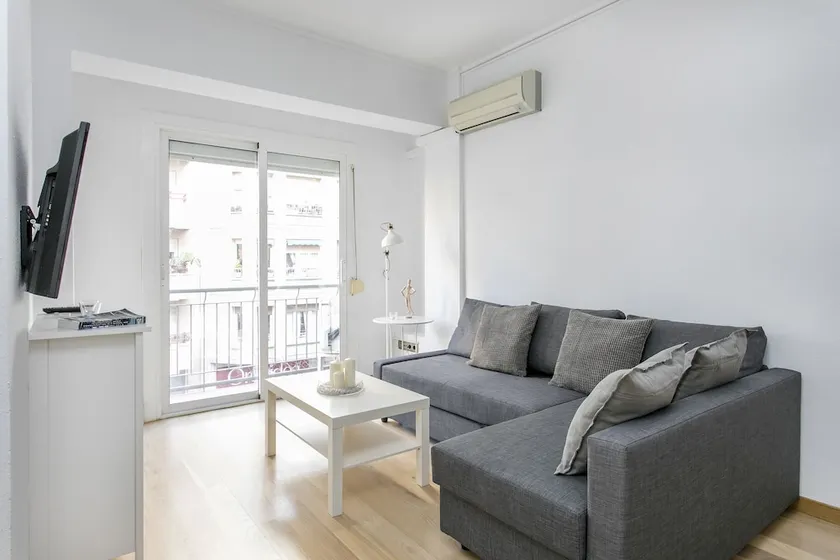 Beautiful Apt next to the Sagrada Famila - Image 1