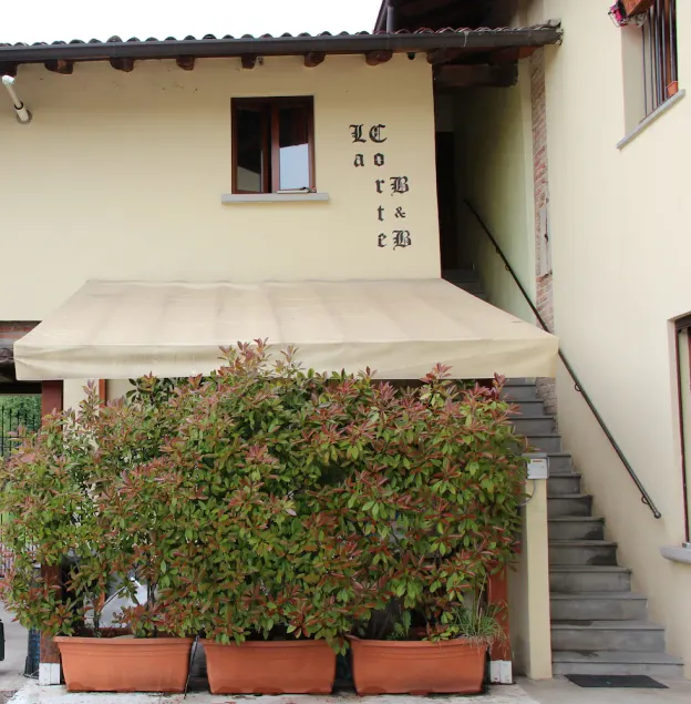 La Corte - Image 1
