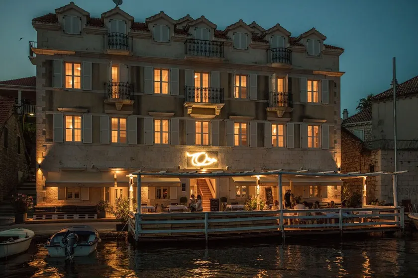 Olife Hotel - Image 1