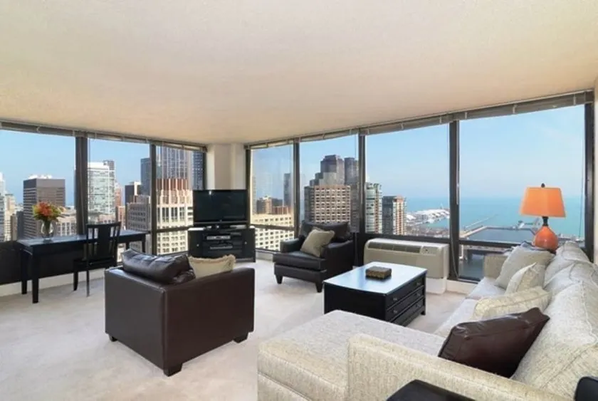 Corporate Suites Network At Columbus Plaza - Image 1
