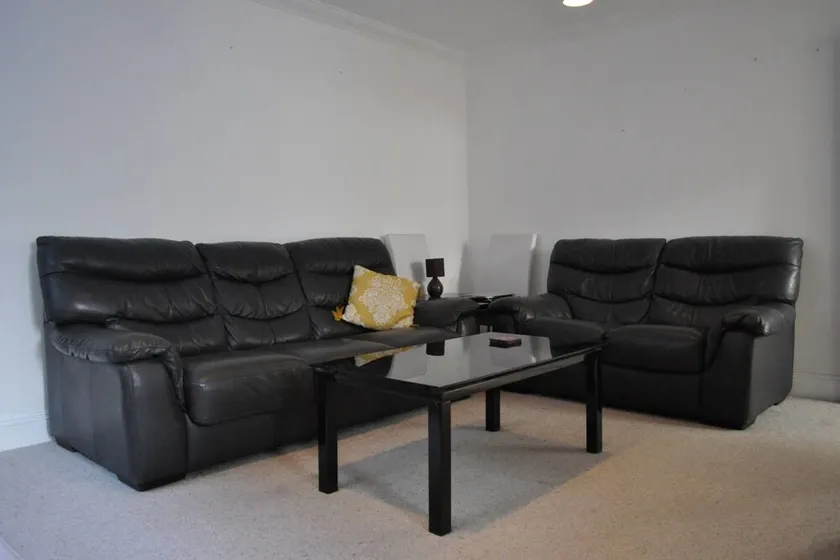 Lovely 1 Bedroom Flat in Trendy Peckham - Image 1