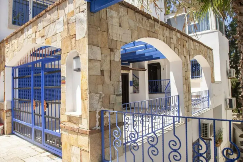 Convenient 1 BR House Near the Center of Bodrum - Image 1