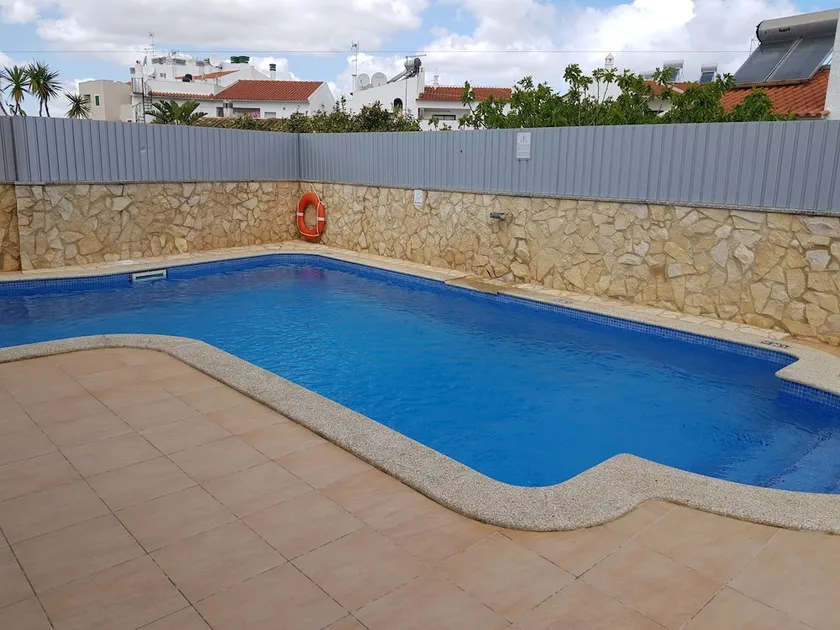 Oura Pereira Apartments - Image 1