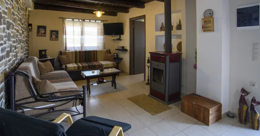 Villa Valia- Relaxation and Cretan hospitality - Image 1