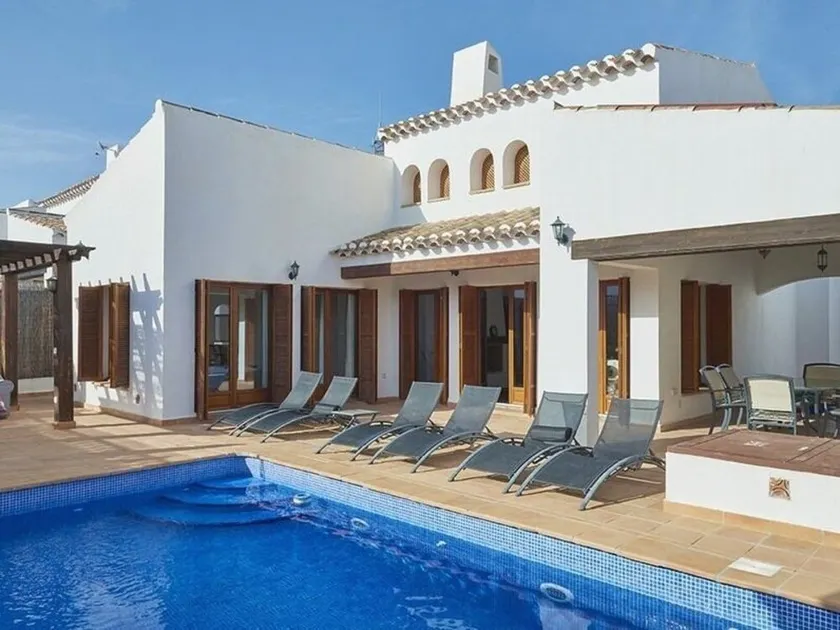 3 Haspe Villa - Image 1