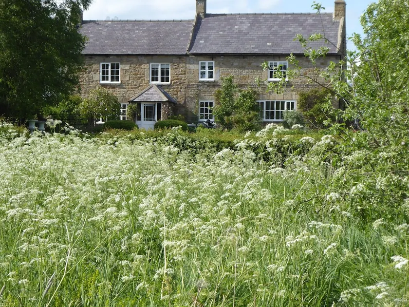 Pry House - Image 1