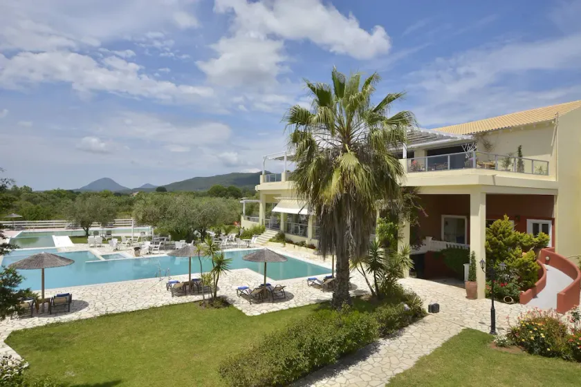 Likithos Hotel - Image 1