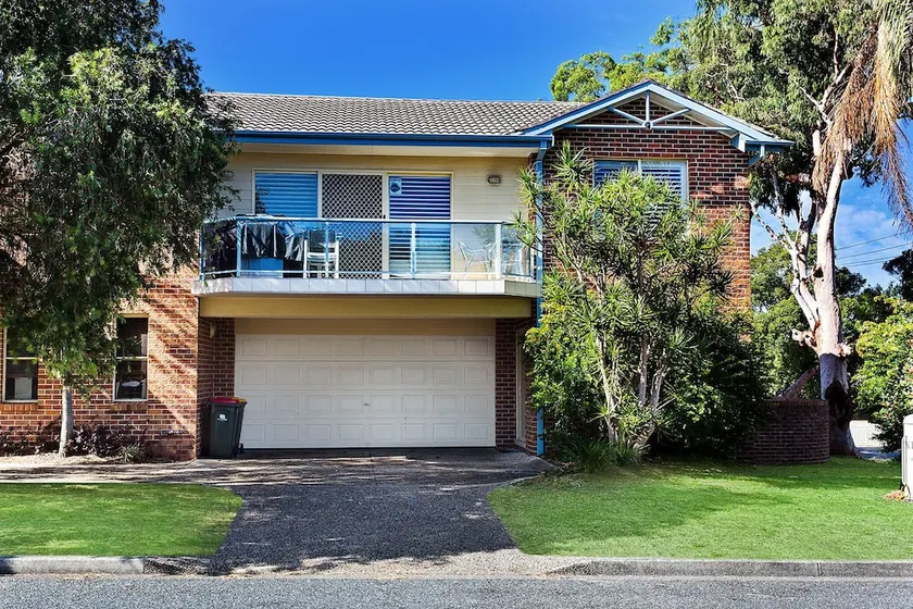 Sandy Shores, 1/3 Messines Street - Image 1