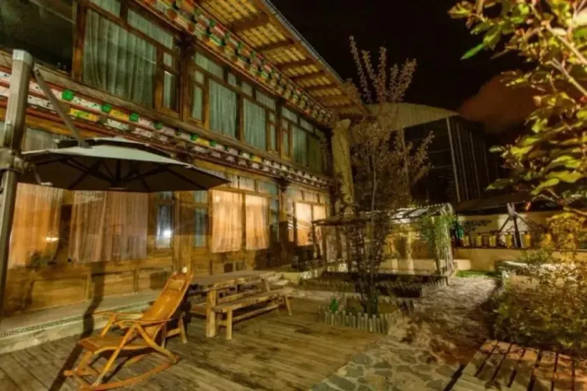 Asha's Inn - Image 1