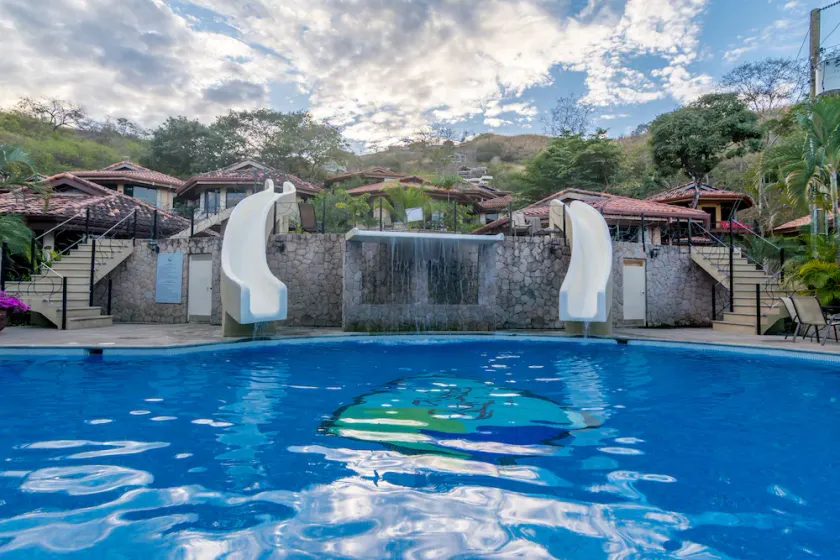 Villas Hermosa Heights - Image 1
