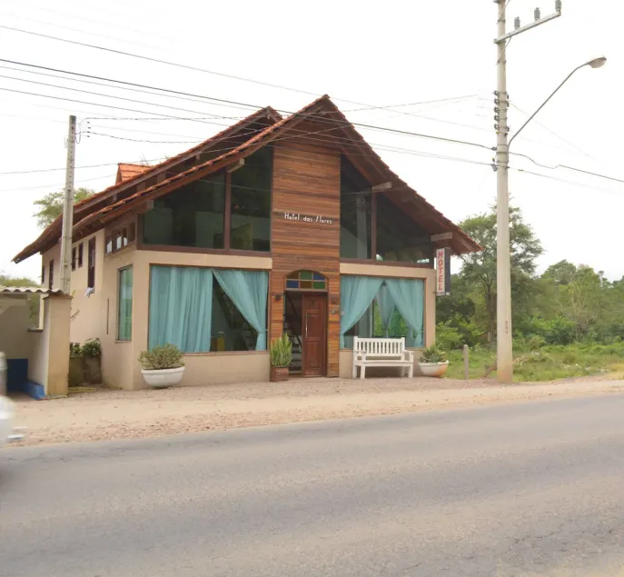 Hotel Das Flores - Image 1