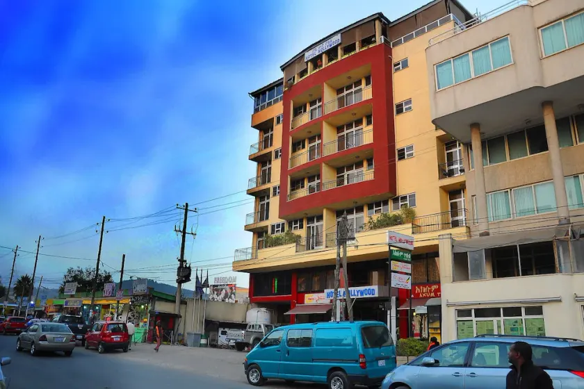 Holly Wood Hotel - Image 1
