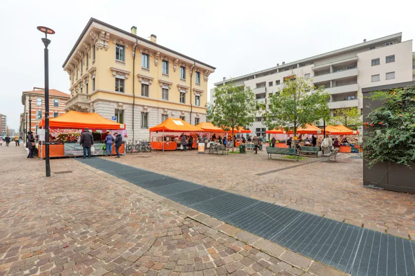 Savona District Terrace Flat - Image 1