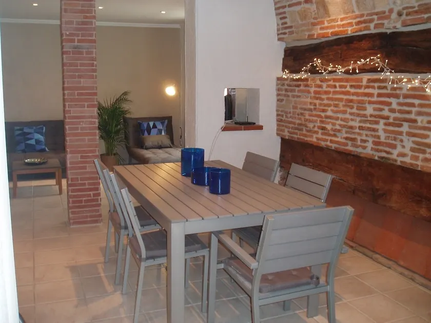 T2 Place St Pierre - Image 1