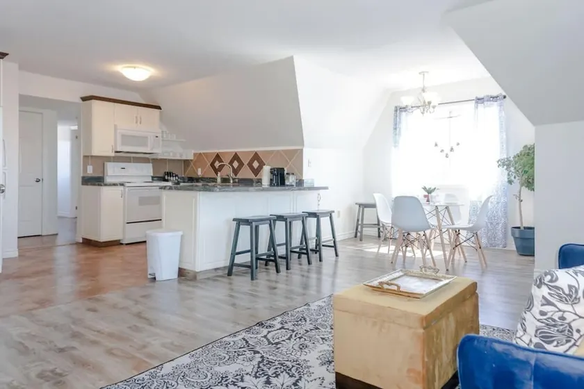 Amazing location in Saint John 2 Br Modern Parking New - Image 1