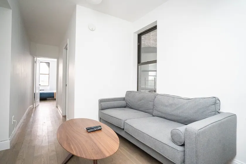 Chelsea South Apartments 30 Day Rentals - Image 1
