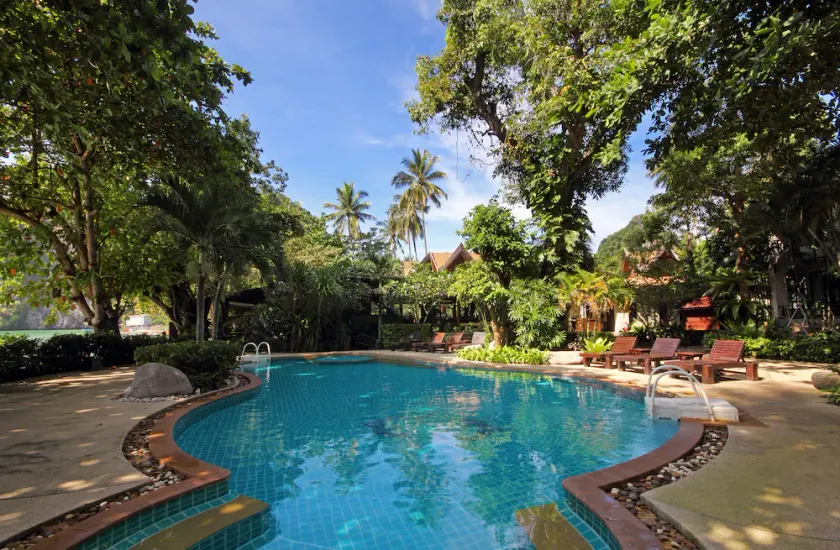 Sunrise Tropical Resort - Image 1