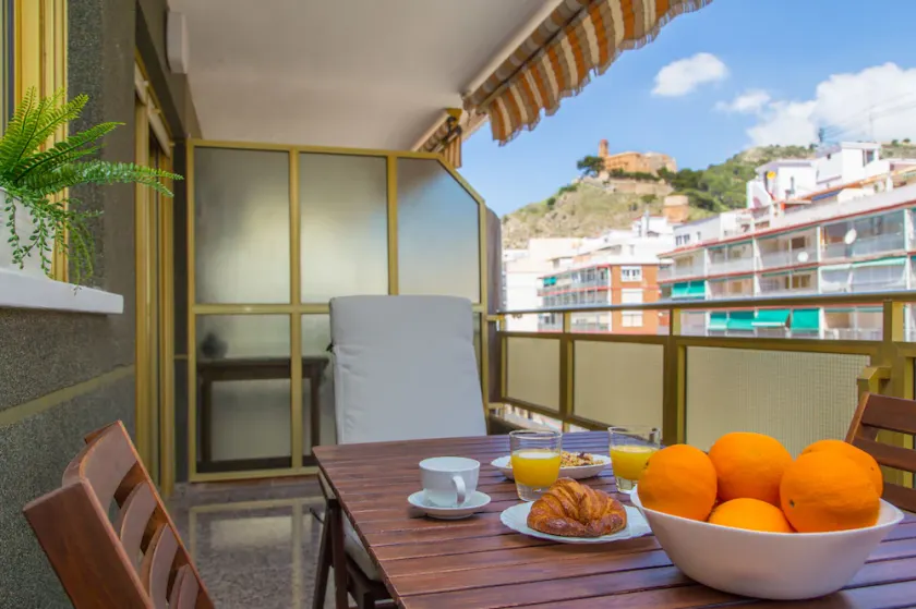 Cullera Beach Apartment - Image 1