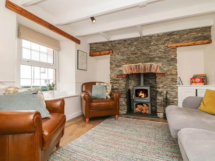 Gwent Cottage, Near Padstow - Image 1