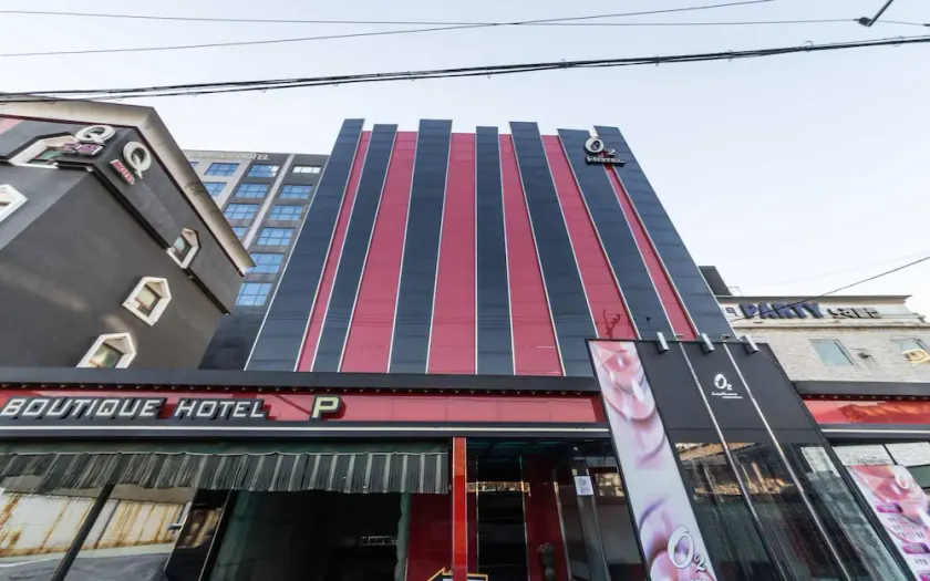 O2 Hotel - Image 1