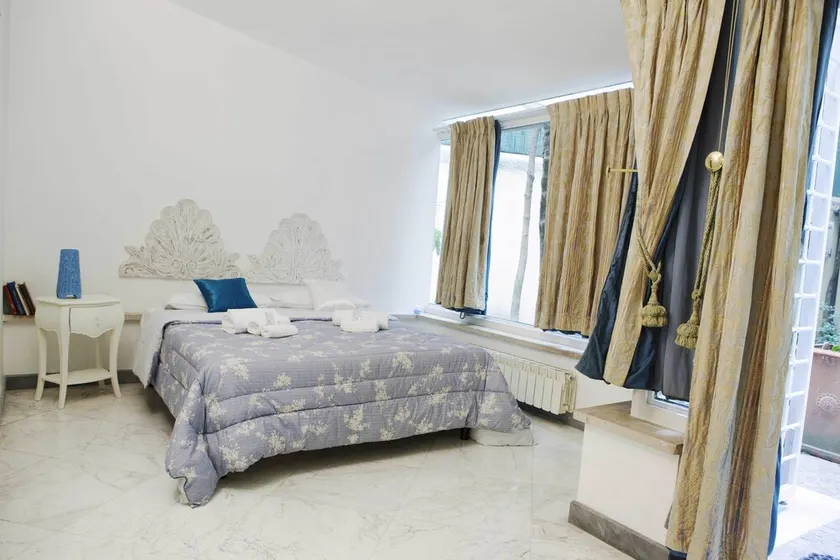 Domus Dea B&B - Image 1