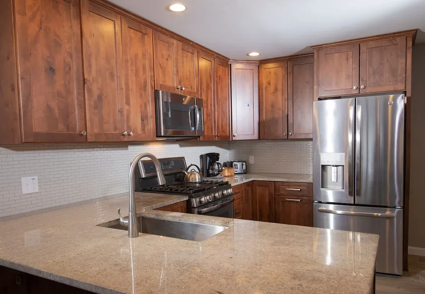 Winterplace 3 Br- Plenty of Bedding- Great for Families 3 Bedrooms 2 Bathrooms Condo - Image 1