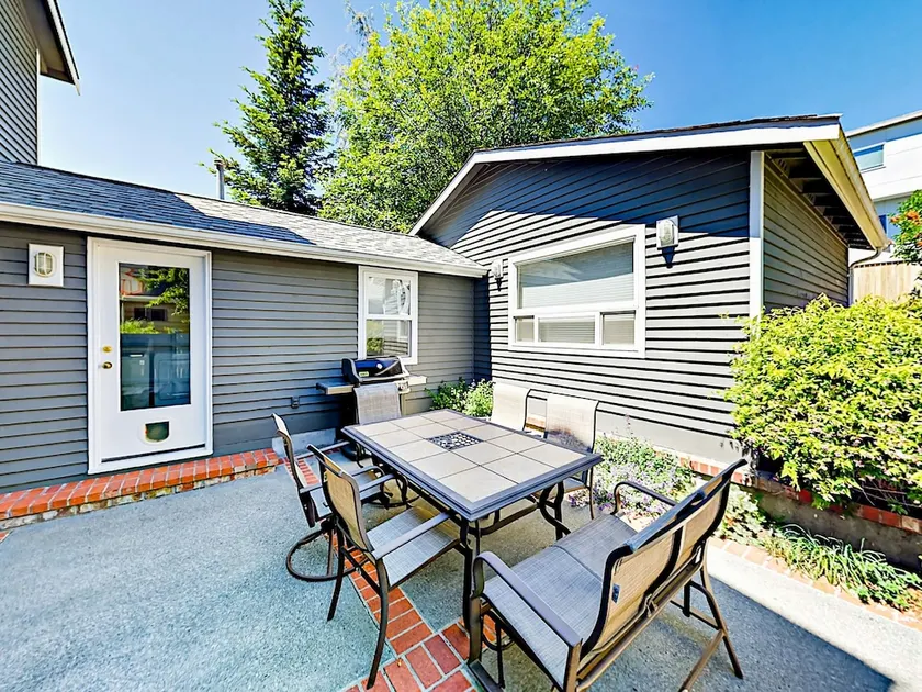 4126 Sw Thistle St Home - Image 1