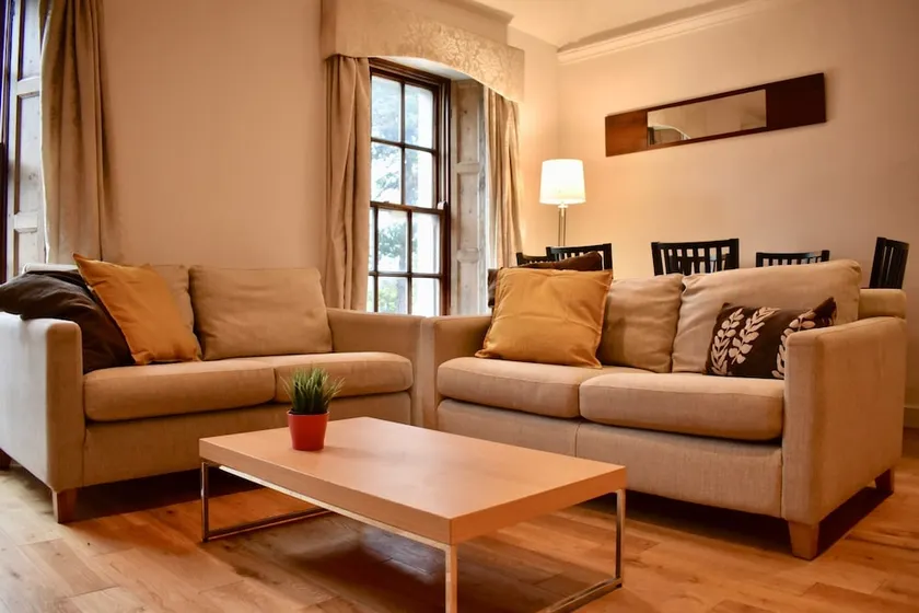 2 Bedroom Apartment in Harold's Cross - Image 1
