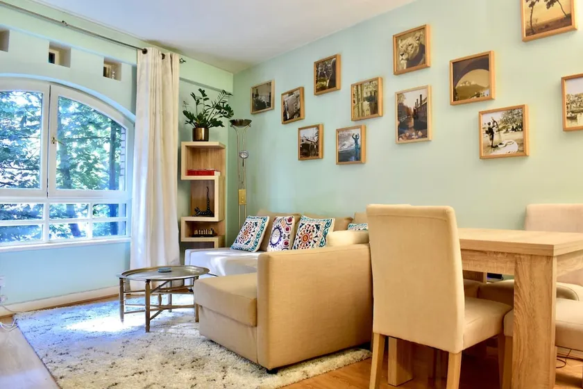 1 Bedroom Home in Clerkenwell - Image 1