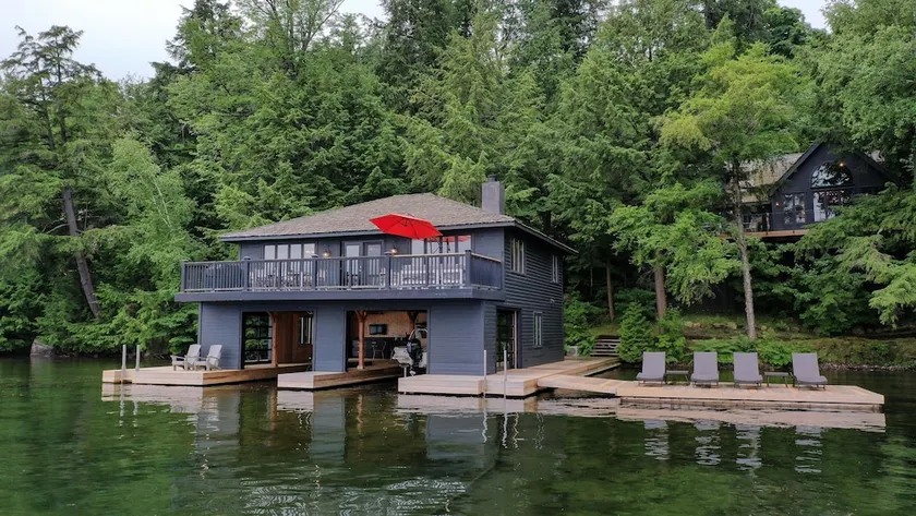 Post and Beam Lake Joe Gorgeous Cottage & Boathouse on a Quiet Lake Joseph Bay! - Image 1
