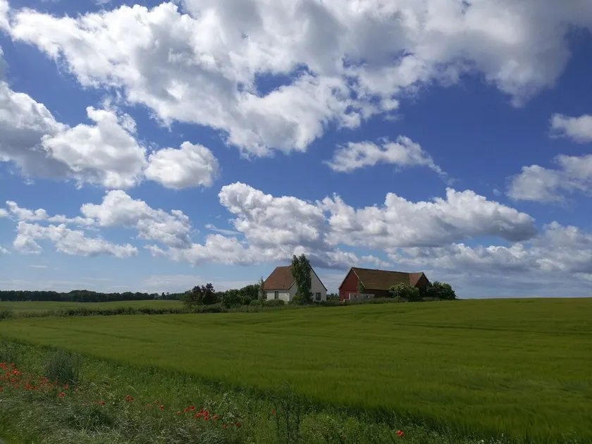 Gården Mellan Slotten - Image 1