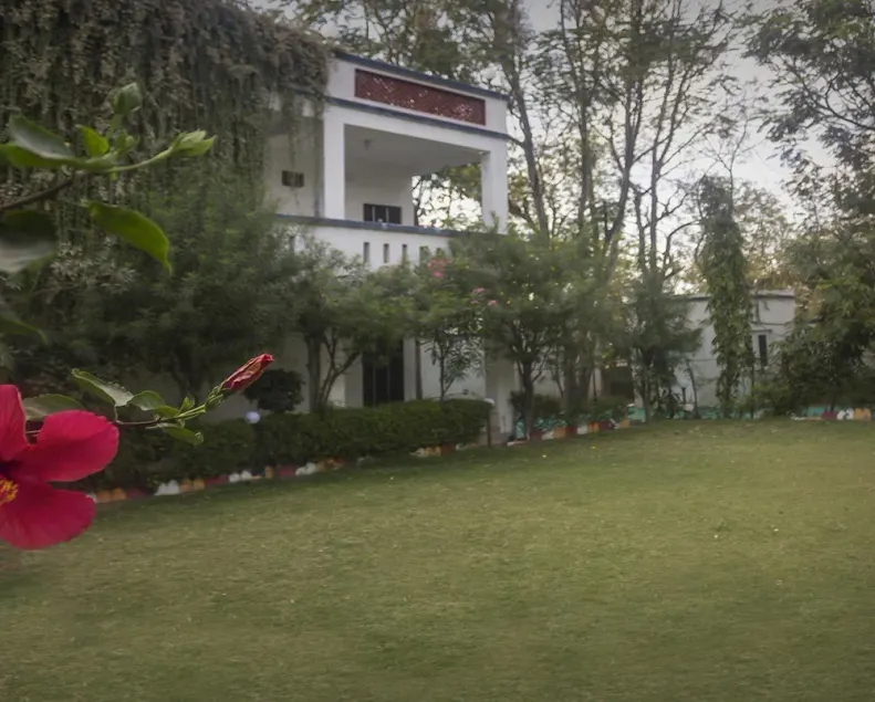 Whistling Meadows Resort & Lawns - Image 1