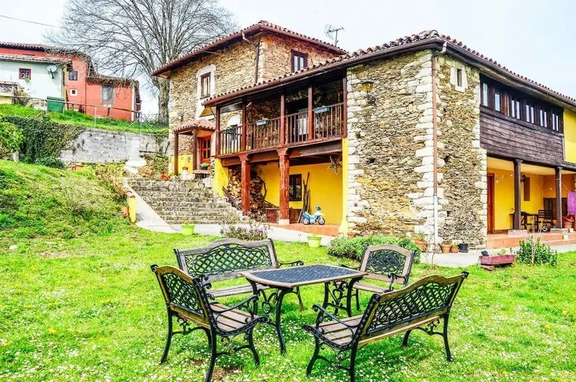La Asturxana - Image 1