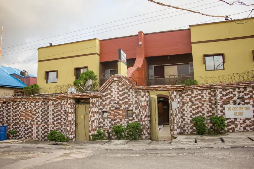 Peace Hotel - Image 1