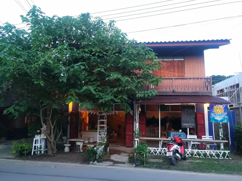 Sunny Hostel Pai - Image 1