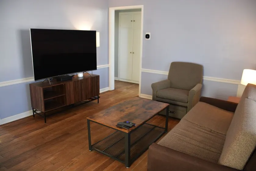 Stunning Royal Oak Townhouse - Image 1
