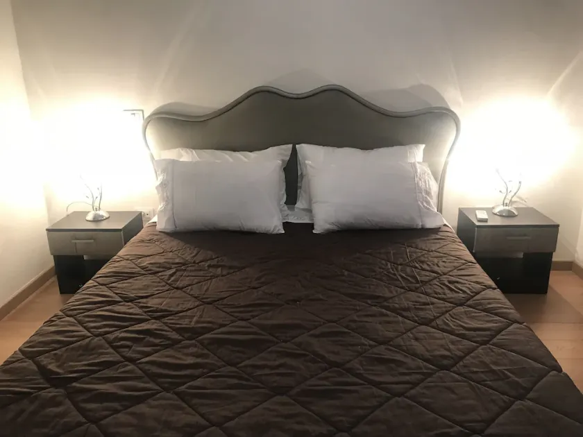 Oasis Square Apartment - Image 1