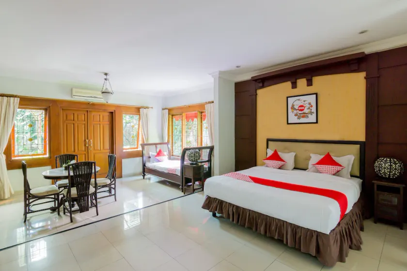 Roemah Oma Guest House by RedDoorz - Image 1