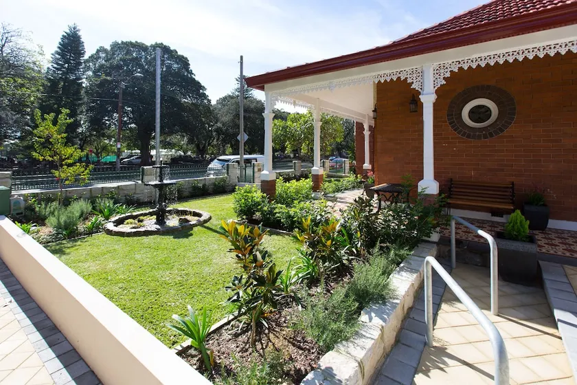 Centennial Park Lodge - Image 1