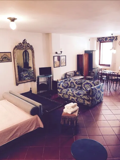 Carraresi Room - Image 1