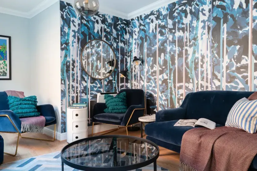 THE OXFORD LOFT CENTRAL AND MODERN 2BDR HIDDEN GEM - Image 1