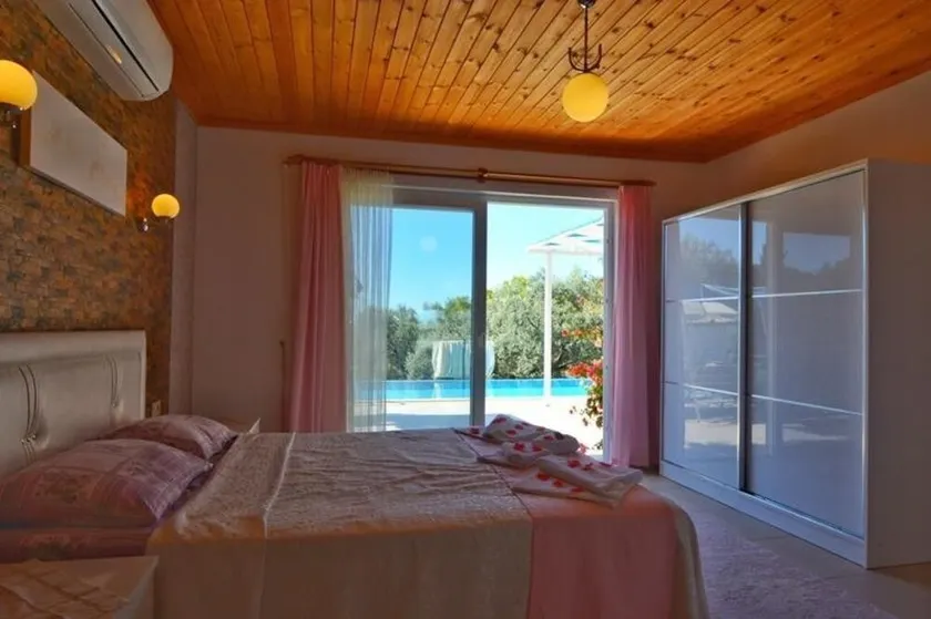 Villa Labne 1 - Image 1