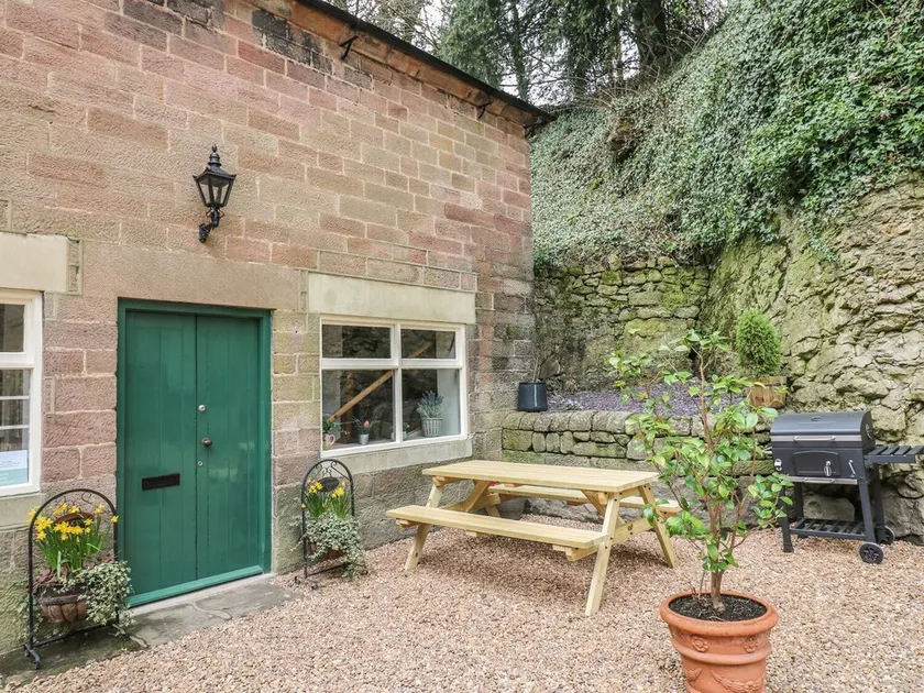 The Carriage House - Image 1