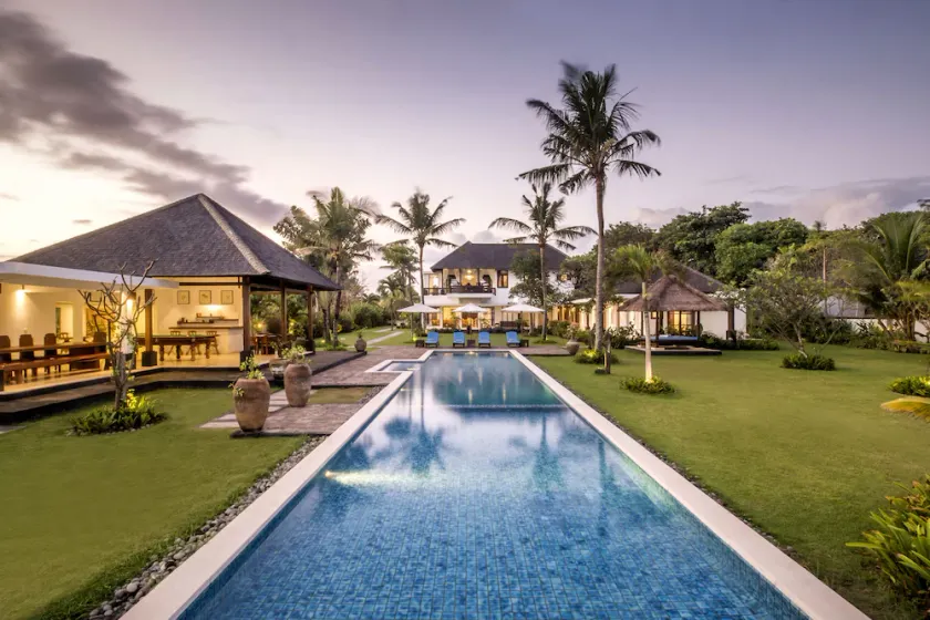 BougainVilla - Oceanfront villa with Cook, ideal for Weddings and Events - Image 1