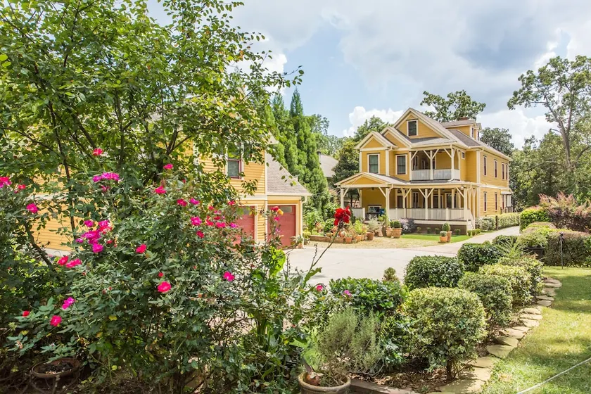 The Social Goat Bed and Breakfast - Image 1