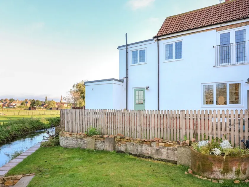 Mill Cottage - Image 1