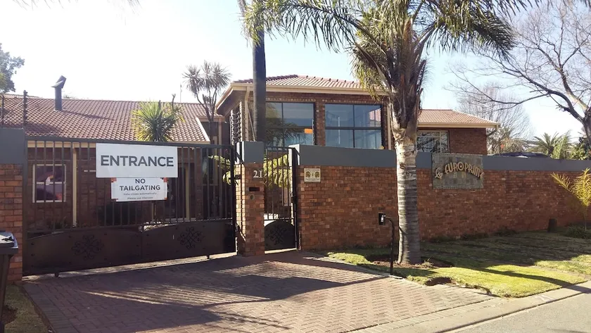 Europrime Guest House - Image 1