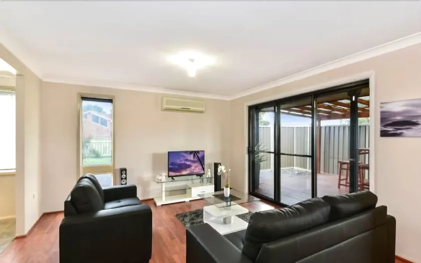 Bass House - Image 1