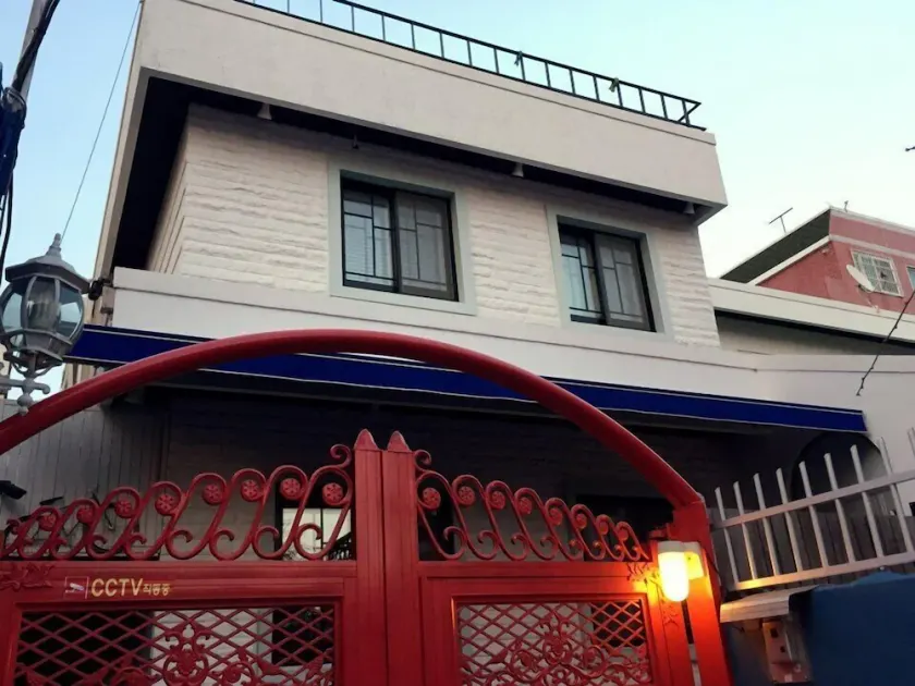 Gwangalli Guesthouse Jnehouse Hostel - Image 1