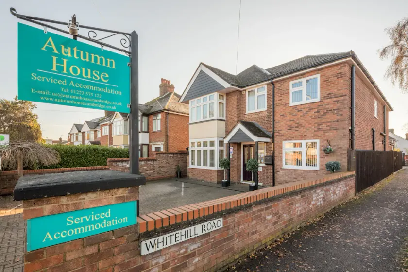 Autumn House Bed & Breakfast - Image 1
